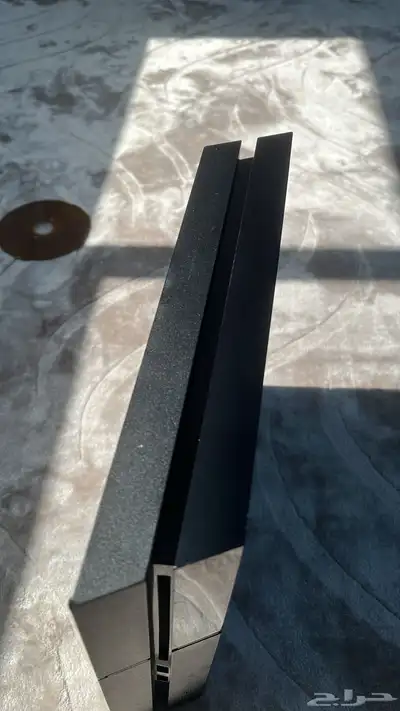 سوني 4 نظيف للبيع حدي فيه 450 اخر شي 400 1