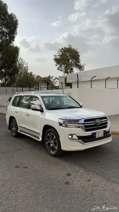 لاندكروزر GXR تورنق 2020 نضيف جدا للبيع 0