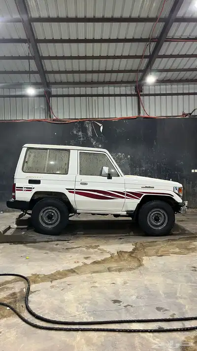 للبيع ربع مديل 2002 المحركات شرط البدي مرشوش جوانب 4
