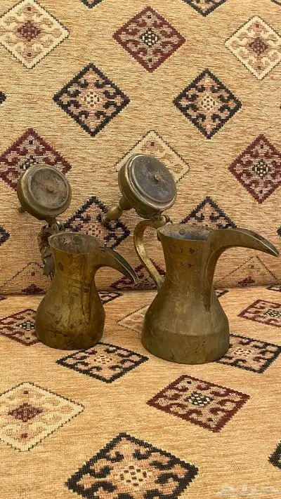 قطعة أثرية دلال عمرها تقريبا  حوالي 70 سنه 2