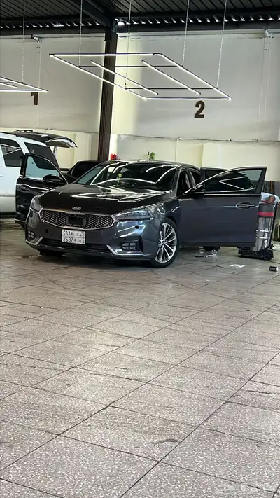 كيا كادينزا 8