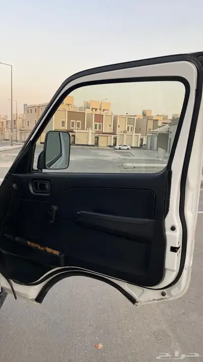 باص اورفان نيسان 4
