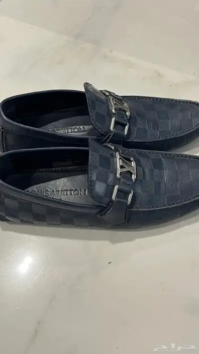 حذاء من لويس فيتون LOUIS VUITTON. 1