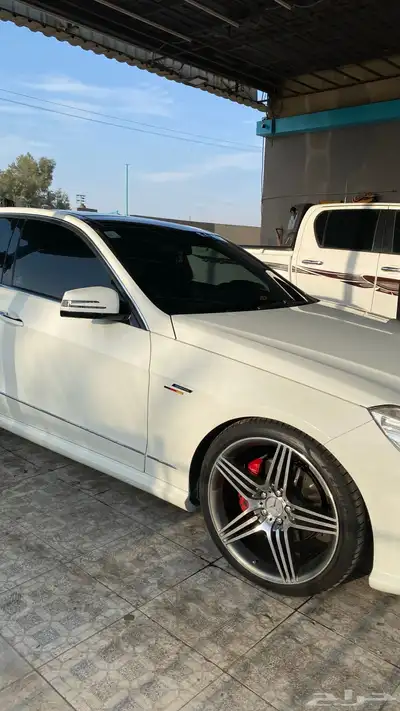 مرسدس E300 5