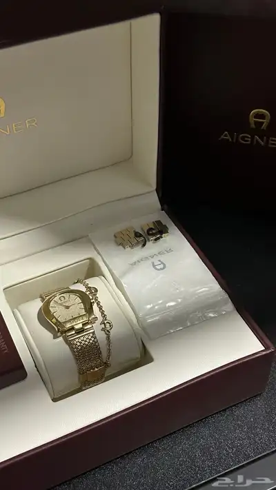 ساعة اقنر نسائية 1