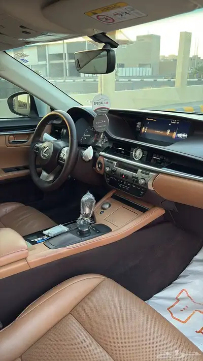 لكزس es350 2016 8