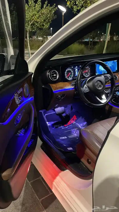 مرسيدس E300 AMG 3