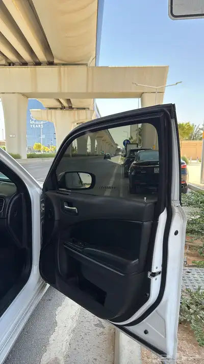 دودج تشارجر بوليسي 2019 12
