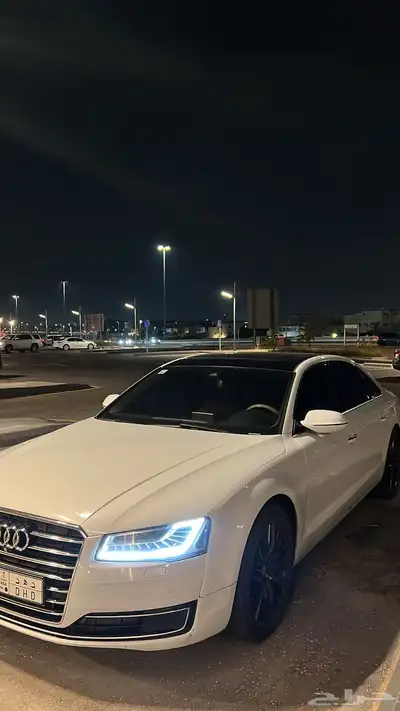 اودي A8 5