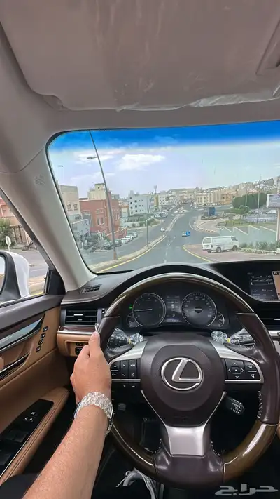 لكزس 2016 ES V6 37