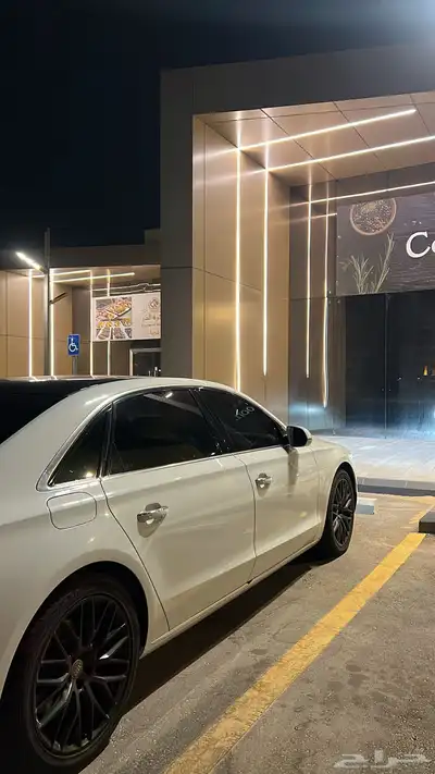اودي A8 8