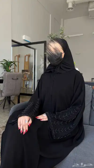 مودل للعبايات 1