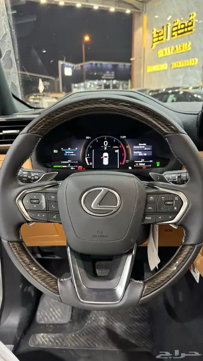 لكزس - LX600 BB - بريمي - 2025 16