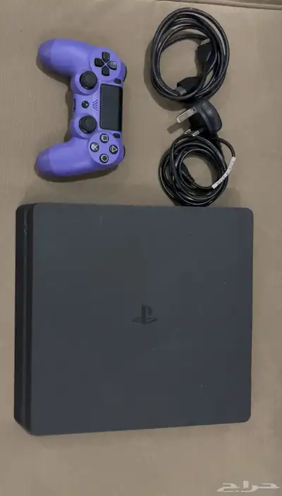 Ps4 slim 1