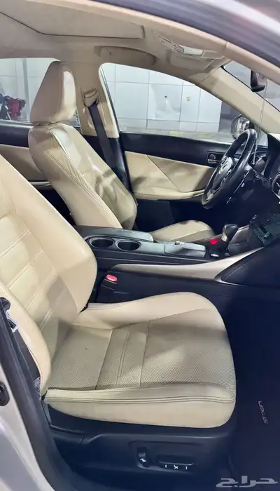 Lexus IS لكزس 2