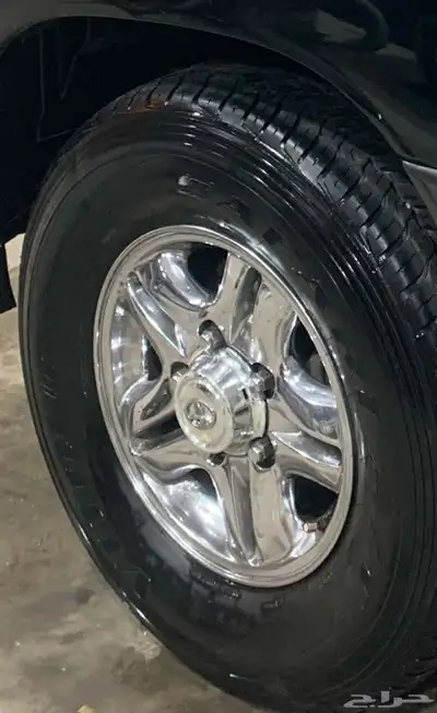 للبيع جنوط لاند لكزس اربعه اصلي بدون كفرات نيكل اصل 0
