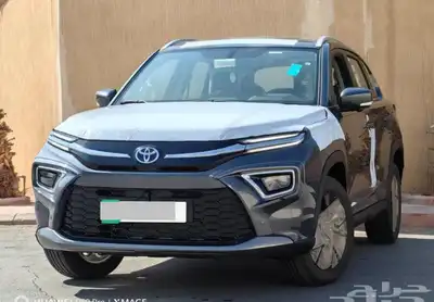 تويوتا اوربان كروزرGLX 2025 0