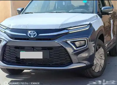 تويوتا اوربان كروزرGLX 2025 3