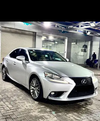 Lexus IS لكزس 0