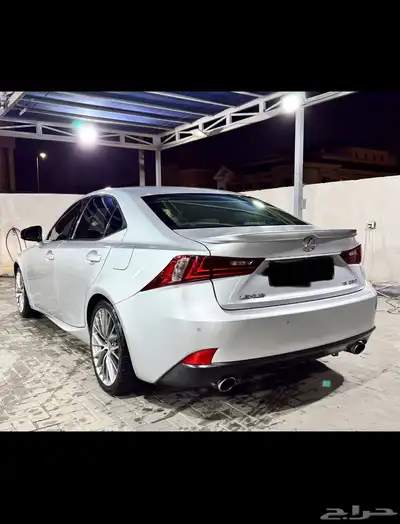 Lexus IS لكزس 1