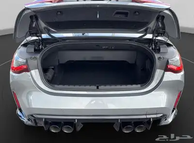 BMW M4 Competition xDrive 15