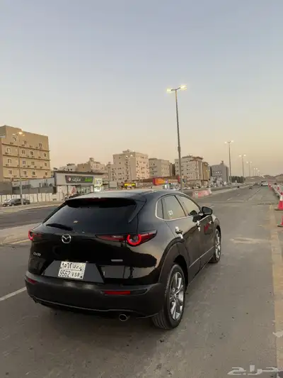 للبيع مازدا CX30 نصف فل 2023 لون اسود 3
