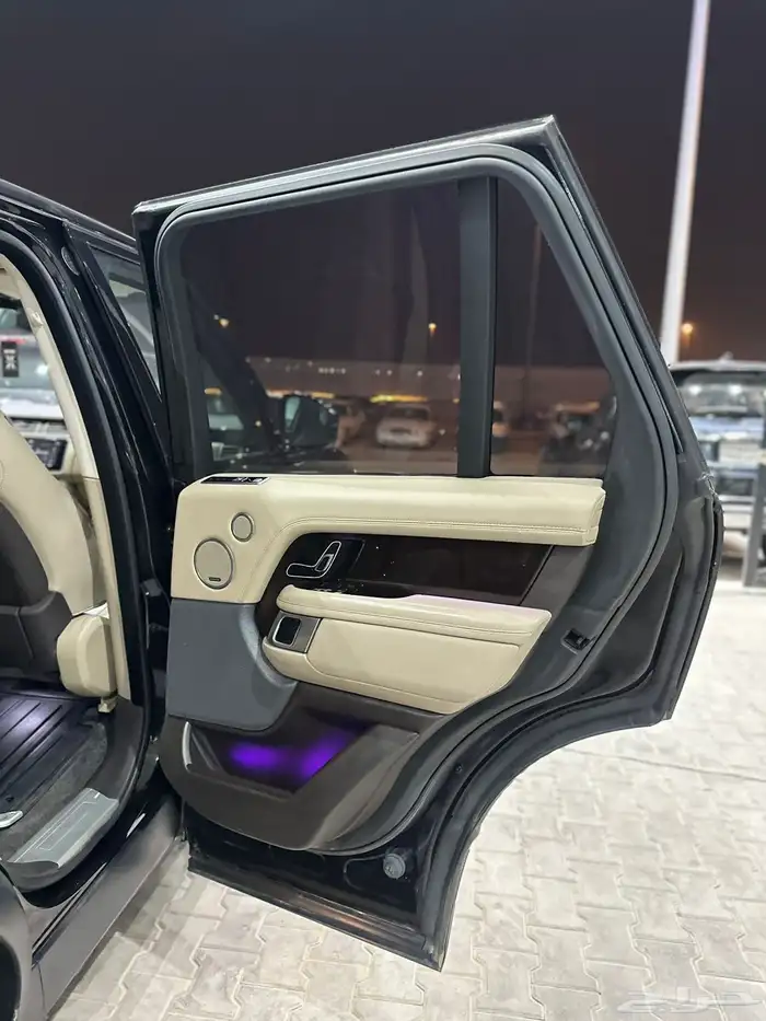 رنج روفر - 2022 17