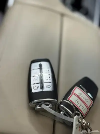 جينسيس GV80 رويال فل كامل دبل داخلي اوف وايت 7 مقاعد 27
