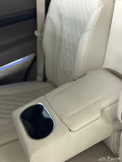 جينسيس GV80 رويال فل كامل دبل داخلي اوف وايت 7 مقاعد 23