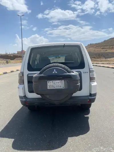 باجيرو مديل 2008 3