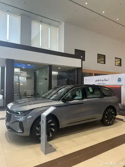 لينكون نوتيلوس بريزيدينشال هجين فل 2024 للتنازل بدون مقابل 28