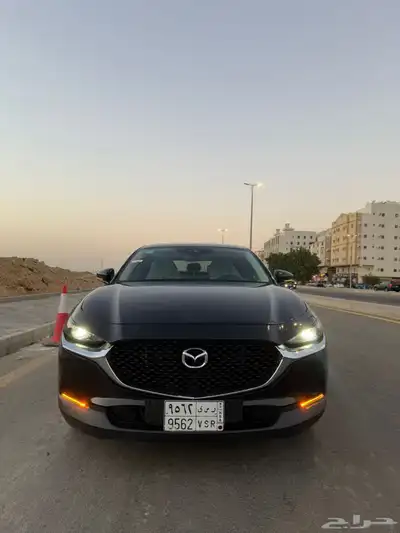 للبيع مازدا CX30 نصف فل 2023 لون اسود 1
