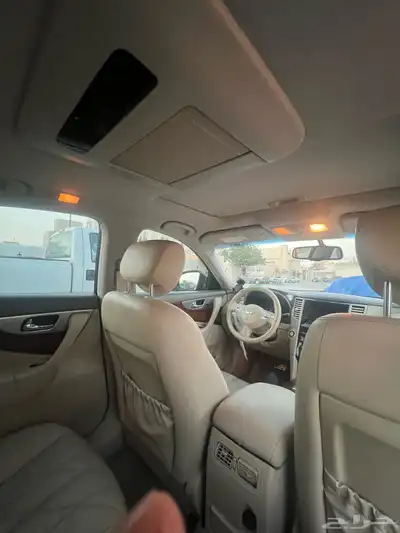 انفينتي 2014 QX70 9