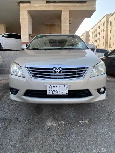 انوفا 2013 فل كامل نظيفه شرط 5
