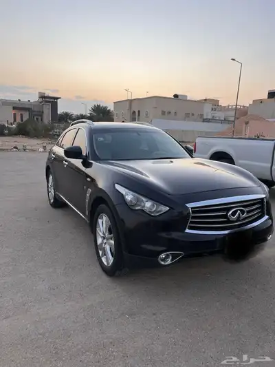 انفينتي 2014 QX70 5