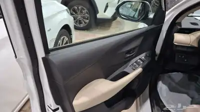 تويوتا يارس 2024 جديد كاش او اقساط 5