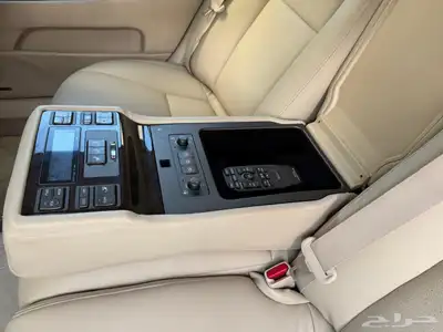 لكزس LS 460 لارج 22