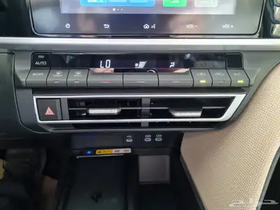 كامري هايبرد E 10