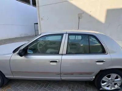 كراون فكتوريا 2011 فورد 4