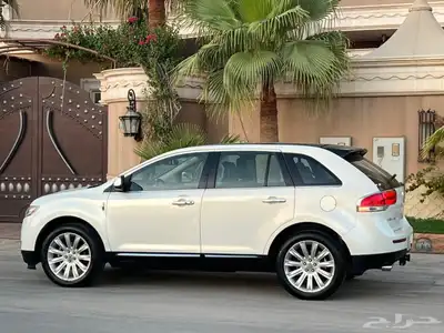 لنكولن MKX فل كامل 2013 ( بحالة ممتازة ) 7