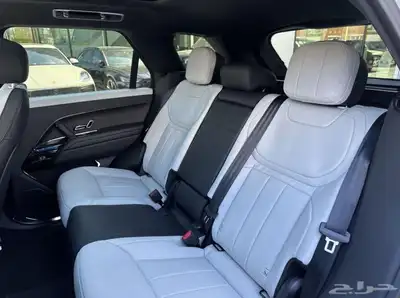 2025 Land Rover Range Rover sport P530 V8 9