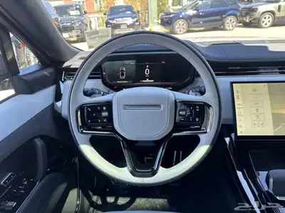 2025 Land Rover Range Rover sport P530 V8 5