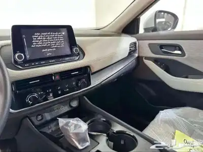 نيسان اكس تريل ستاندر 7 مقاعد 2025 3