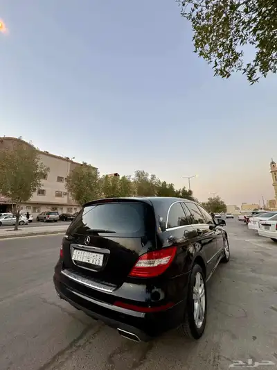 مرسيدس للبيع اليوم بسعر مغري بداعي السفر سيارة عائلية فخمه 6