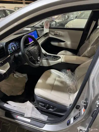 تويوتا كراون ماجيستا هايبرد 2023 8