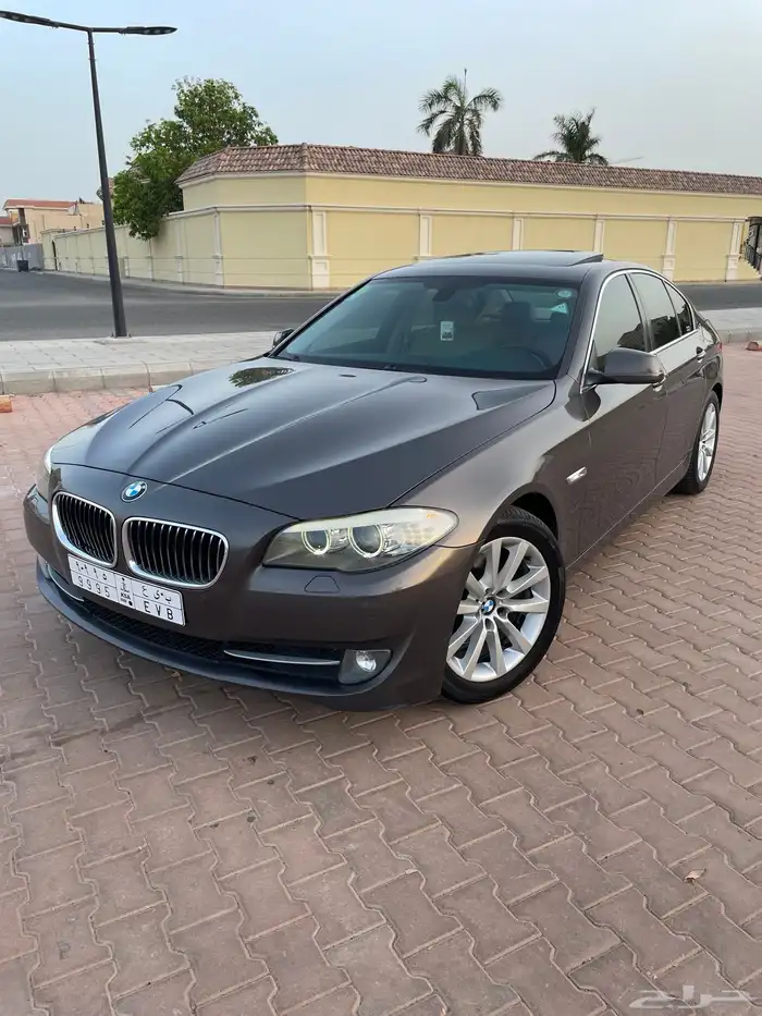 2013 بي ام 520 فل كامل 0