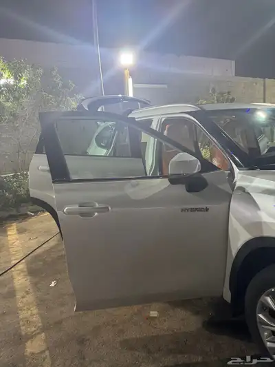 هايلاندر 2024 فل كامل ابيض نظيف 12