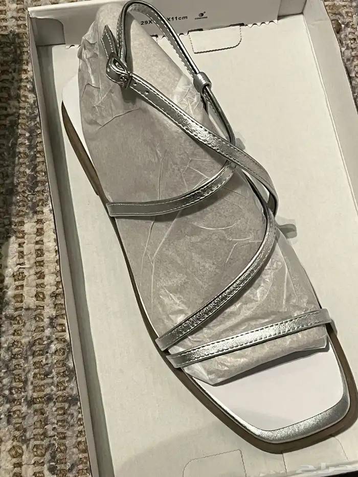 شوزات اديداس بوما كالفن كلاين 16