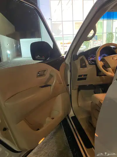 نيسان باترول 10