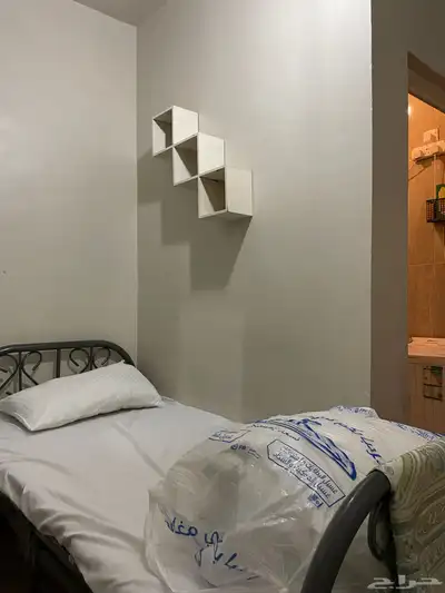 غرفة بحمام 3